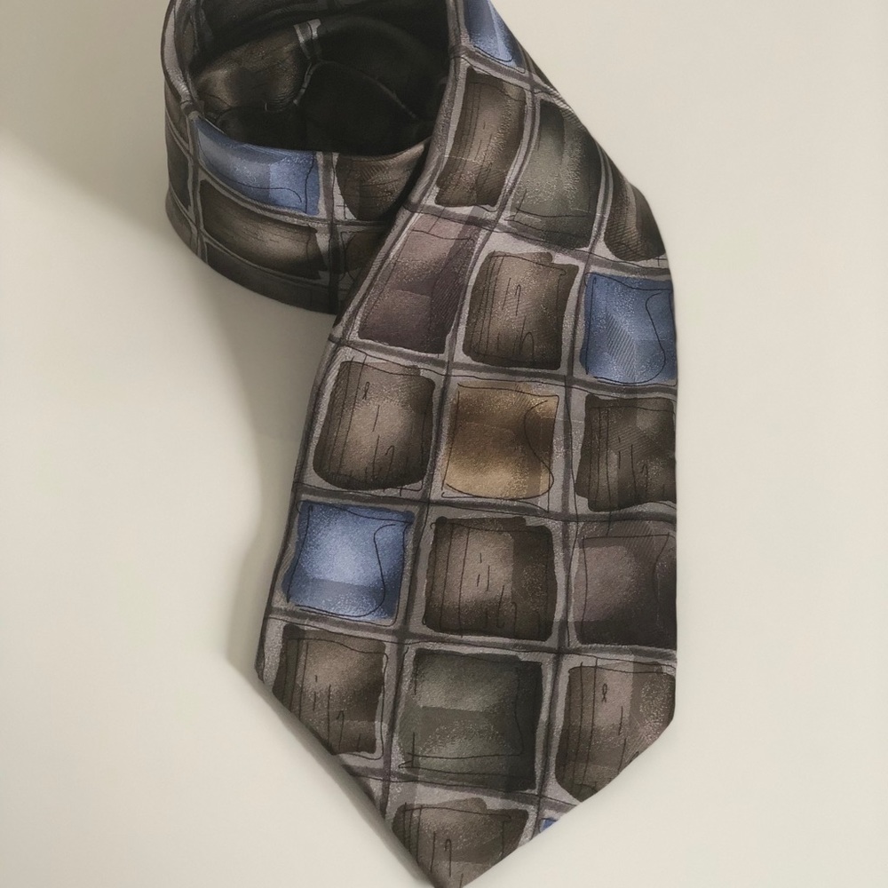 J. Garcia Tie Hand Hold Twenty Eight Collection